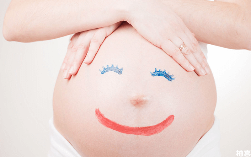 怀二胎的孕妇