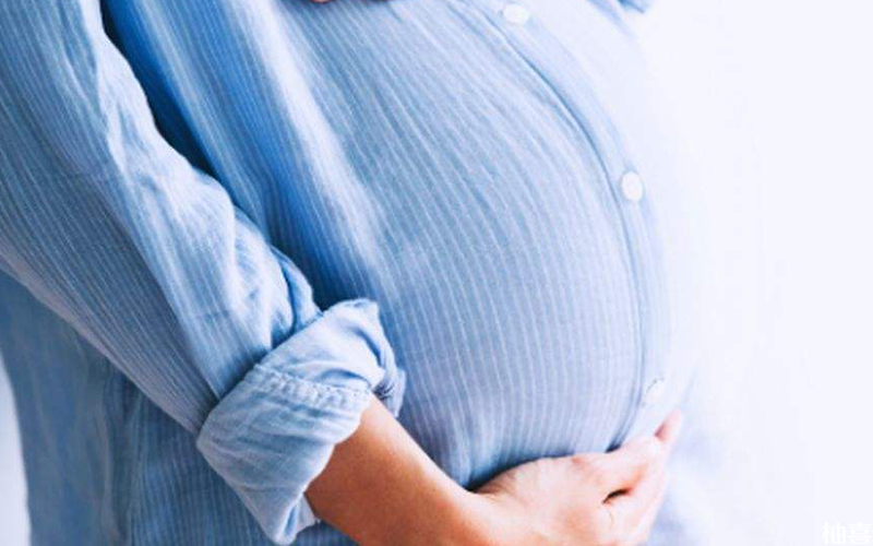 胎儿的位置受多种因素的影响