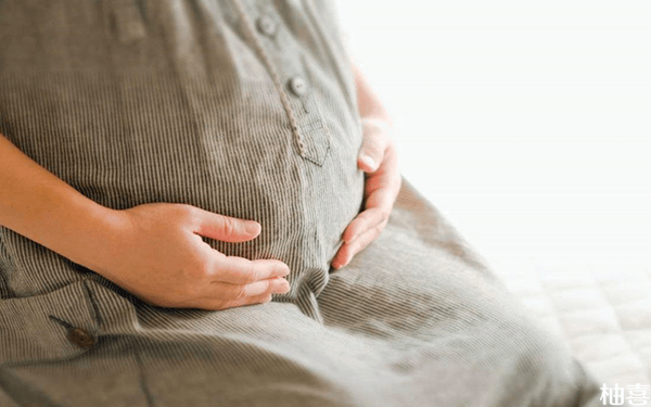 孕初期分泌物比较多是怀男宝还是女宝的症状?