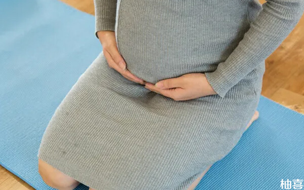 姿势不对胎儿受罪！一文图解孕妇三种错误坐姿禁忌
