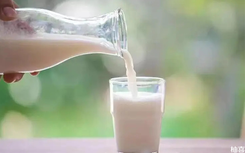 牛奶有下奶的作用