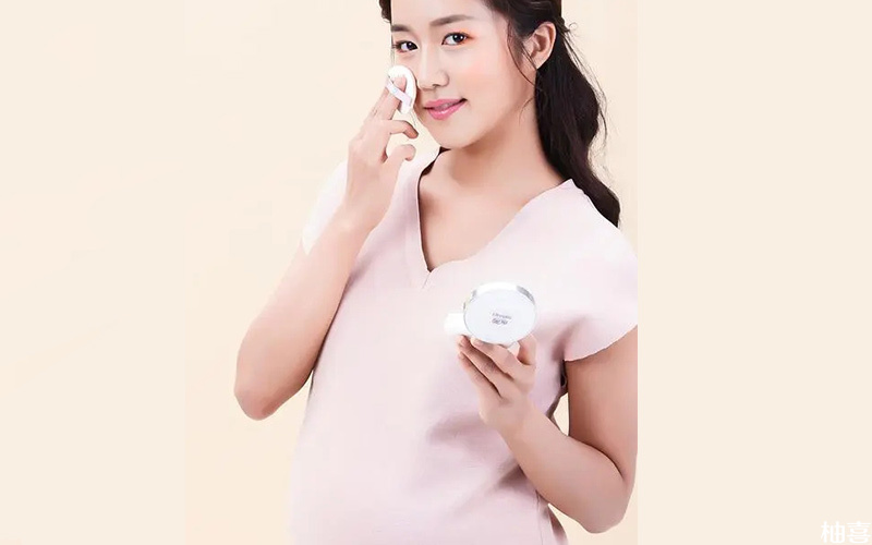 不建议孕妇在整个孕期每天都使用粉底液