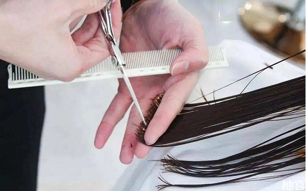 大多数理发店为什么一般都不轻易给孕妇剪头发？