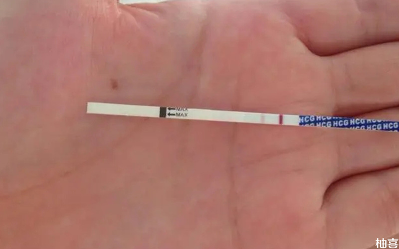验孕试纸两次都是蓝色代表阴性状态
