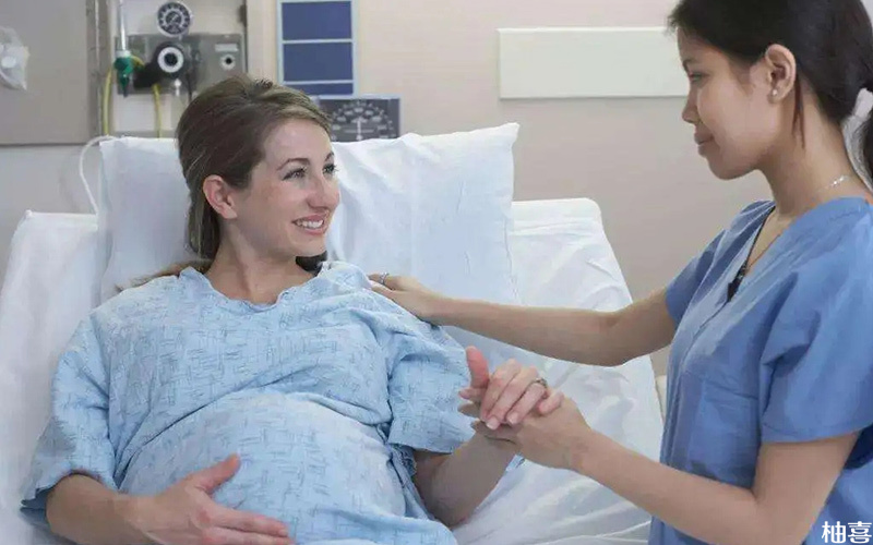 分娩时向医生隐瞒试管婴儿
