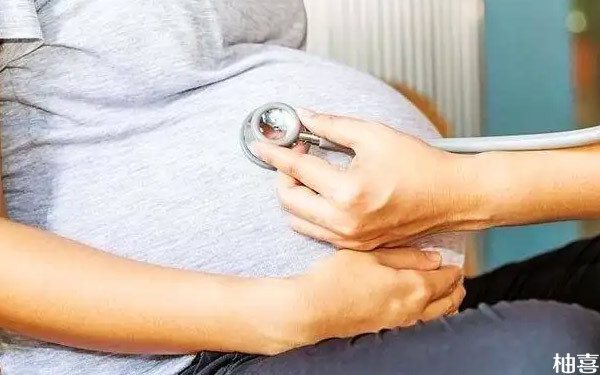 孕妇胎动正常次数标准参考，过于频繁谨慎对胎儿的影响！