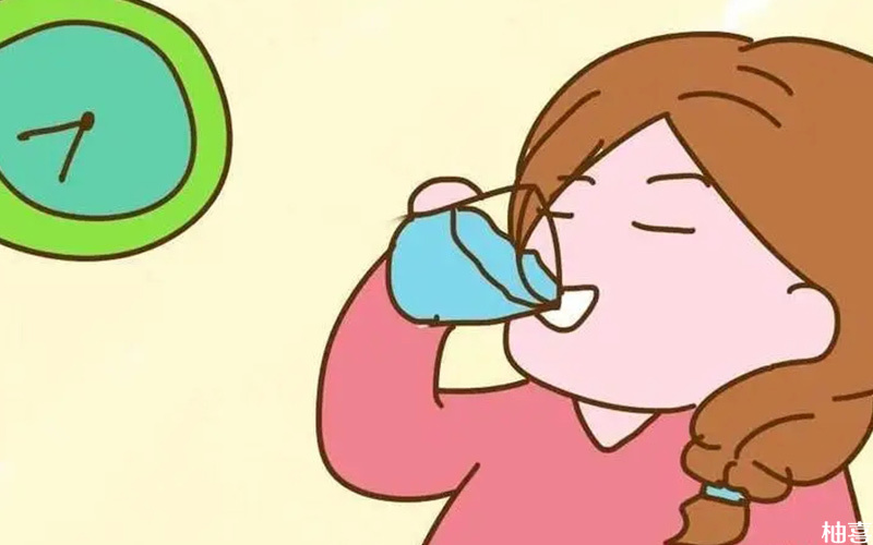 取卵后多喝水有助于排尿