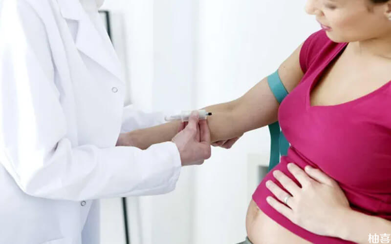 孕期女性要注意观察身体状况