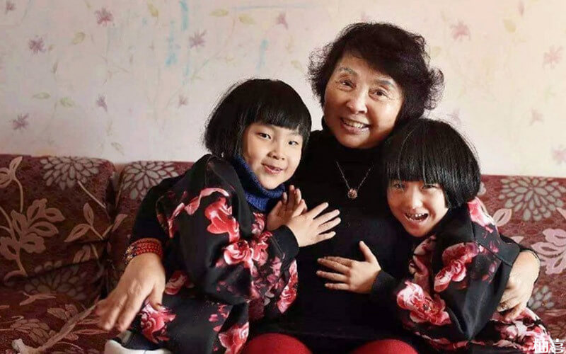 盛海琳是中国最高龄的产妇