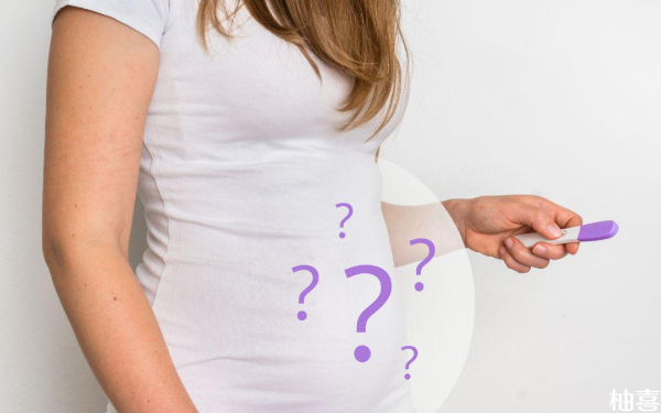 移植前有子宫切口憩室积液还能移植囊胚吗？