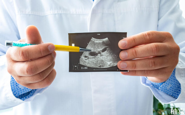 移植鲜胚第11天早孕试纸白板，返院复查宫外孕怎么办？