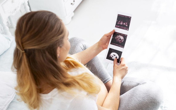 三代试管长方案移植鲜胚子宫内膜a型容易怀孕吗？