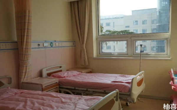 赤峰市妇产医院移植一个冻囊胚后多久出院？