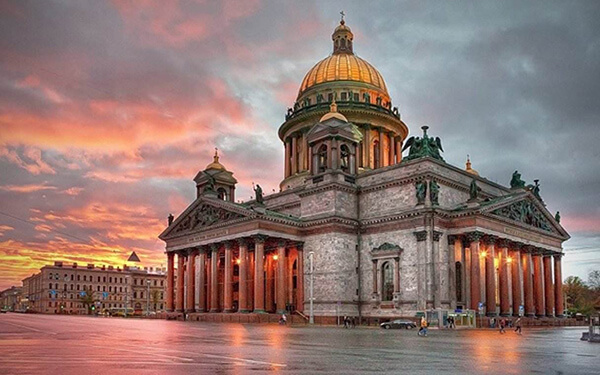 俄罗斯ngc医院地理位置是在圣彼得堡吗？