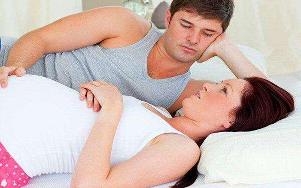 怀孕期间白带异味做宫颈抹片一般是检查哪个位置？