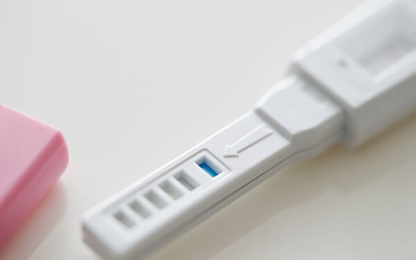 怀疑自己已有生孕，能用排卵试纸测早孕吗？