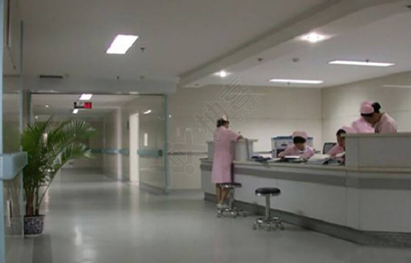 内蒙古自治区人民医院护士站环境