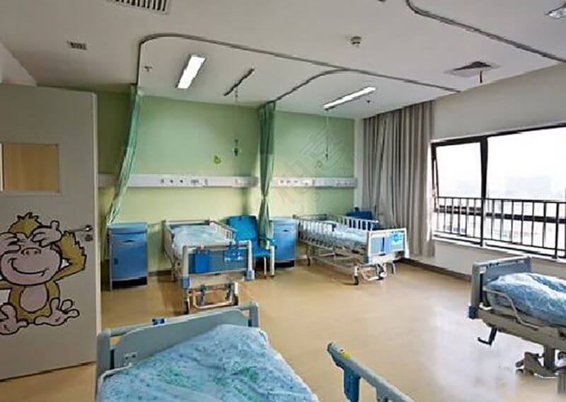 上海红十字医院儿科病房