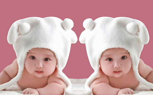 同卵双胞胎只有一个胎心怎么办？ ​