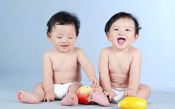 试管婴儿双胞胎/龙凤胎危害大，并非所有妈妈都适合