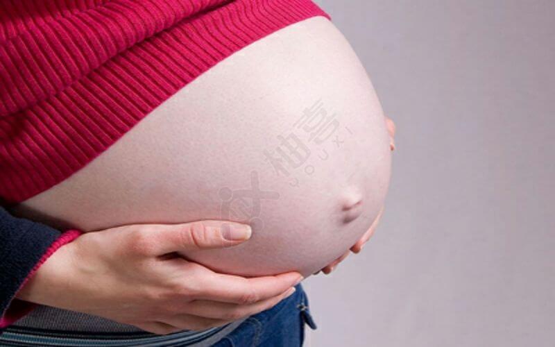 多个胎儿使孕妇腹部偏大