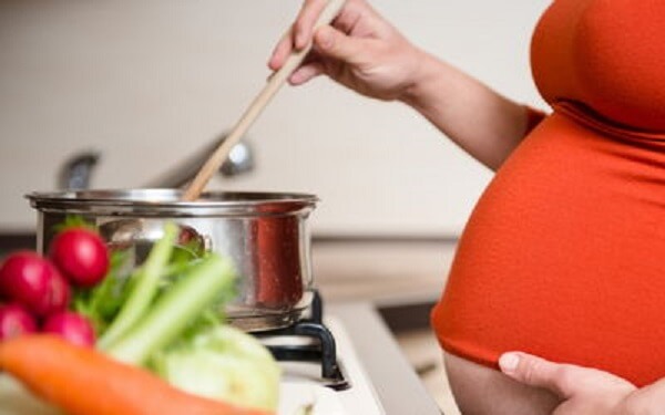 流产胎停竟与饮食相关，怀孕后不能吃的东西有这6种!