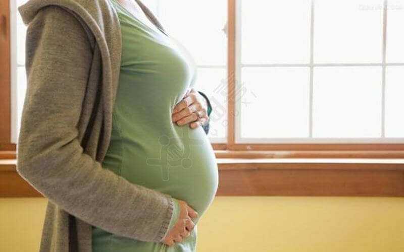 怀孕应该少喝或者是不喝奶茶