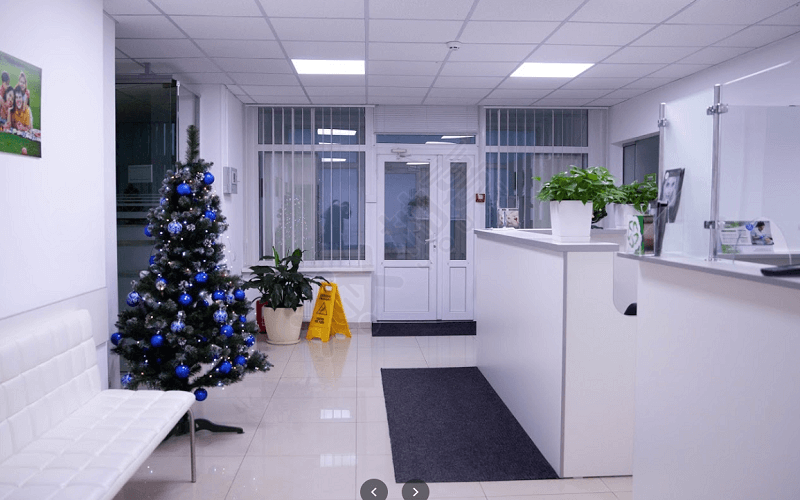 乌克兰阿多尼斯医院候诊室