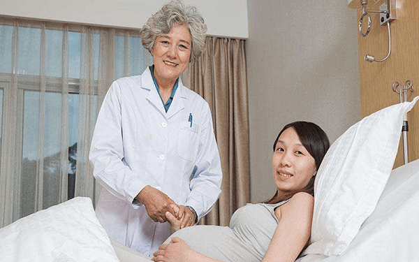 孕妇临产前准备好这5种东西,分娩过程可更加顺利!
