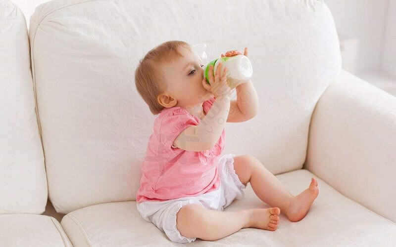 奶粉喂养的宝宝一般不需要暖奶器