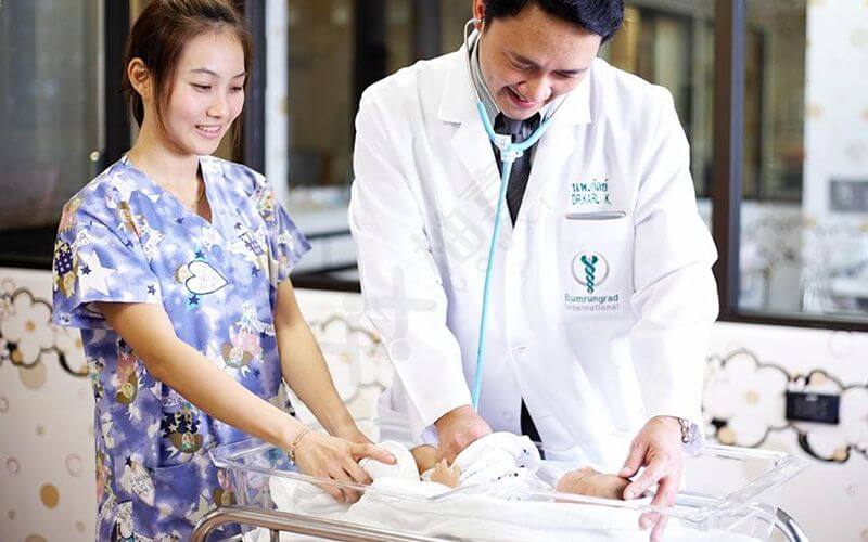 泰国试管婴儿医生