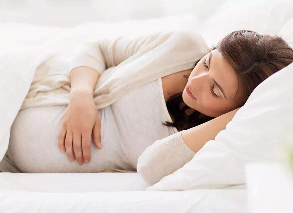 平躺、右侧卧都不是，2张图详解何谓孕中期最正确睡姿