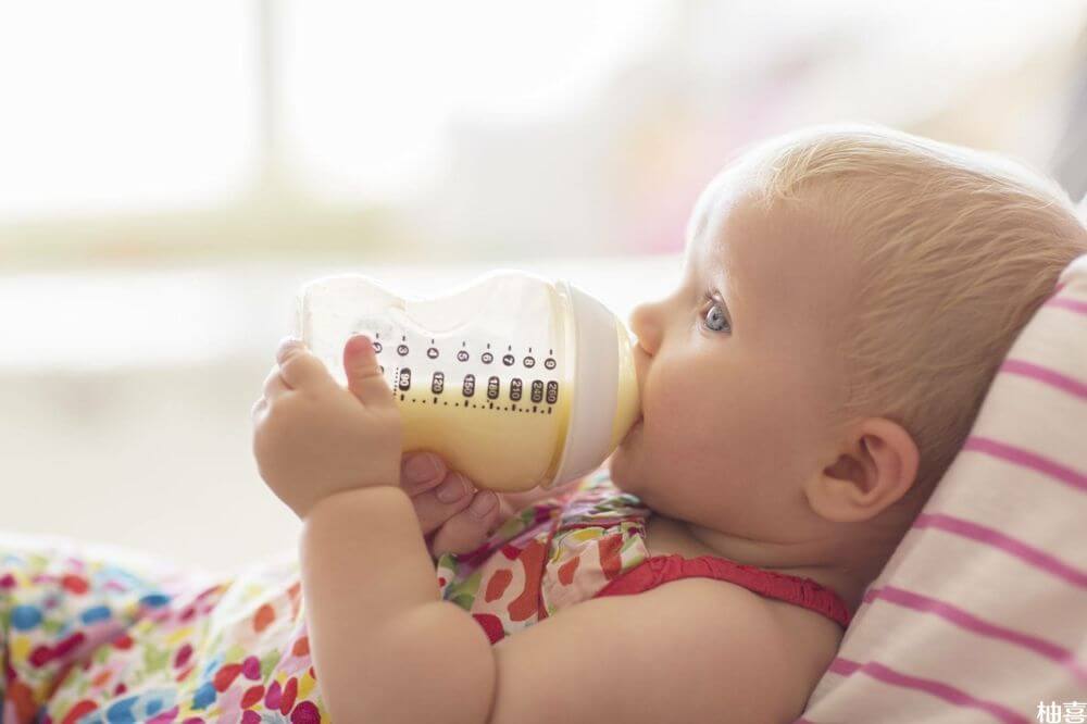 雌激素过多的奶粉会导致性早熟