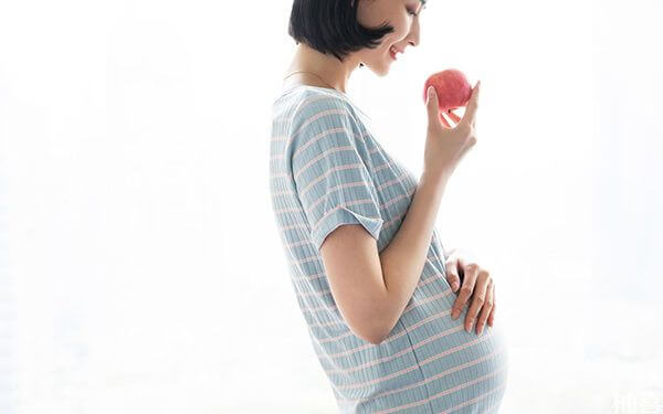 怀孕8个月的孕妇上火牙痛，吃水果什么可以败火？