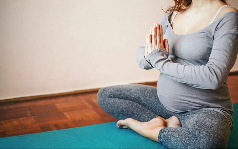 孕期内坚持锻炼也有利于预防妊娠纹的出现
