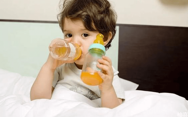 宝宝长期用奶瓶对口腔发育不好