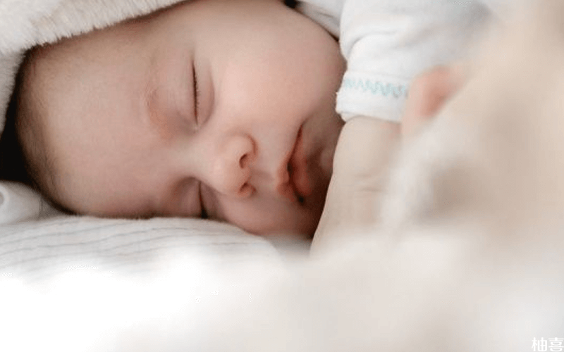 打完麻疹疫苗让宝宝多休息