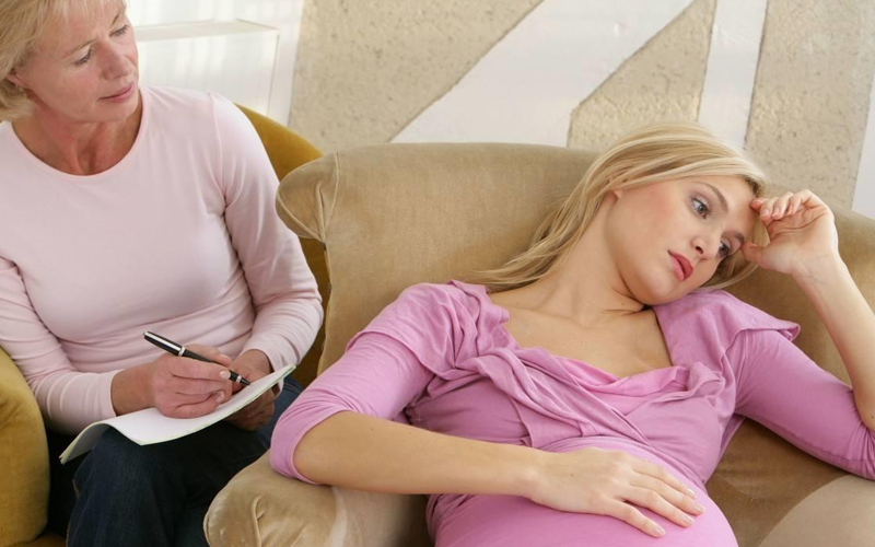 孕晚期胎盘早剥前期征兆会出血
