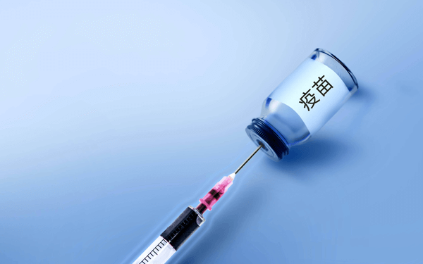 日本接种辉瑞死亡超200人，美国新冠疫苗安全性引热议！