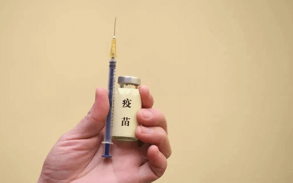 在国内接种外国的新冠疫苗费用可以医保报销吗？