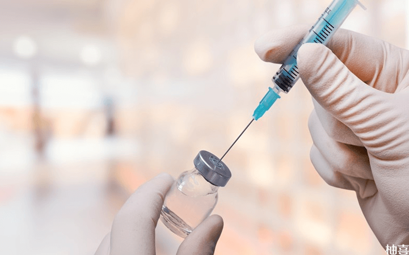 注射新冠疫苗