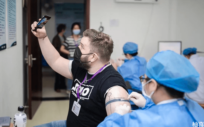 北京外籍留学生接种新冠疫苗