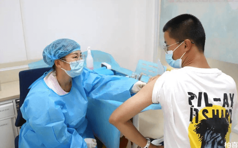 重庆渝中区已经通知学生接种新冠疫苗第一针了