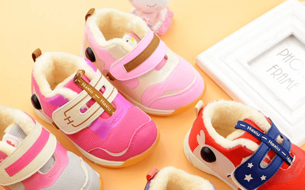 崔玉涛不建议宝宝穿机能鞋的原因是什么？