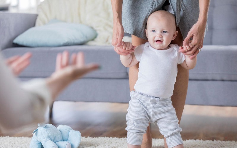 剪刀步婴儿运动属于发育倒退