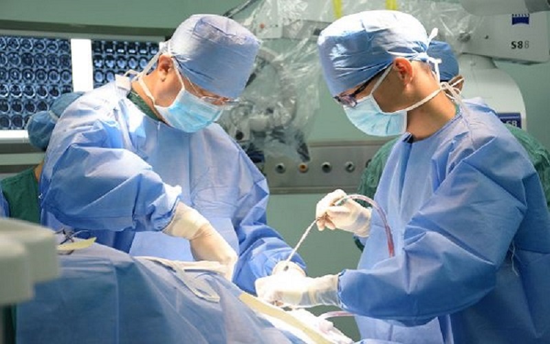 李清春医生做胚胎移植