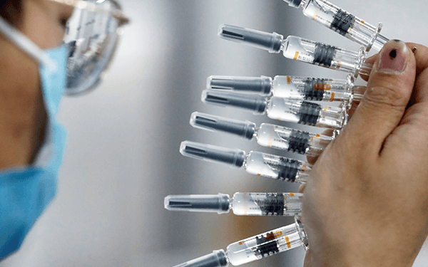 为何吃优甲乐的人群不能打新冠疫苗?接种后有什么影响?
