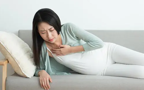 孕妇烧心难忍受，5招教你快速有效缓解症状