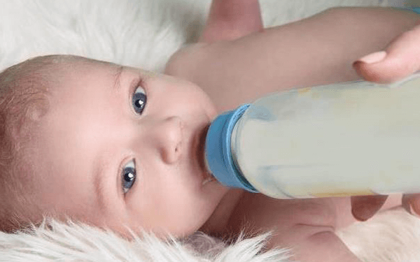 新生儿用的奶瓶每天是用一次消毒一次吗?