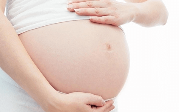孕晚期的孕妇为什么下肢会突然水肿?